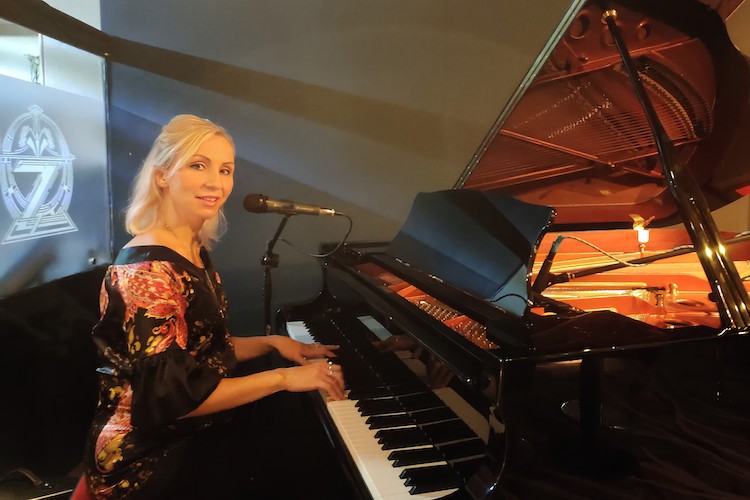 Piano Lessons Hull Teacher - Stanislava Svarogina