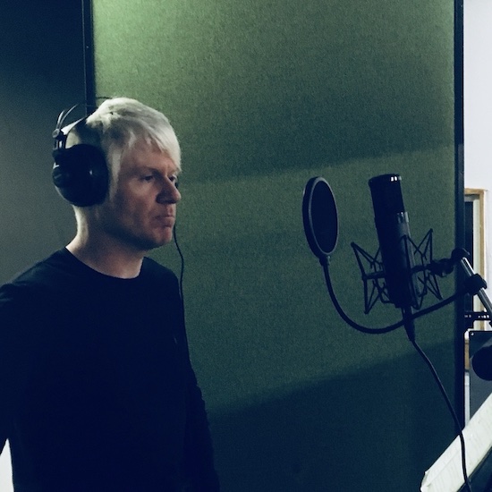 Singing Lessons Worcester Park Teacher - Jonny Black