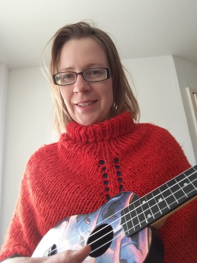 Skype Ukulele Lessons Teacher - Marcela Tingle