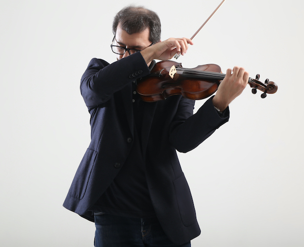 Violin Lessons Ealing Teacher - Roger Mo