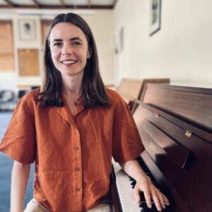 Profile photo of Clara Simon