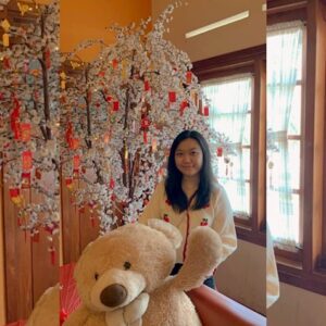 Profile photo of Jennifer Vania